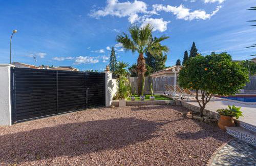 Casa Velazquez - Photo 36