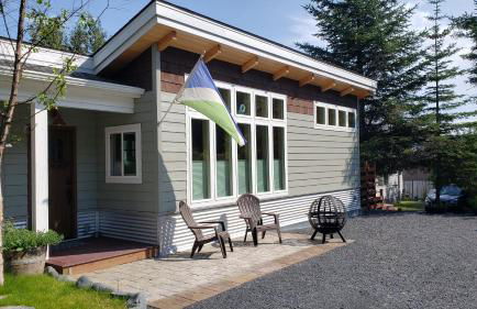 Entire Tiny Home close to cruise ship terminal Alaska Railroad and downtown Seward - Foto 1