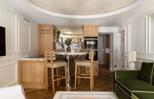 HIGHSTAY - Luxury Serviced Apartments - Place des Victoires - Photo 14