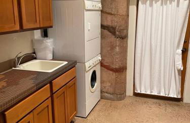 Adventure and Serenity in Litchfield Park Sleeps 8 - Foto 28