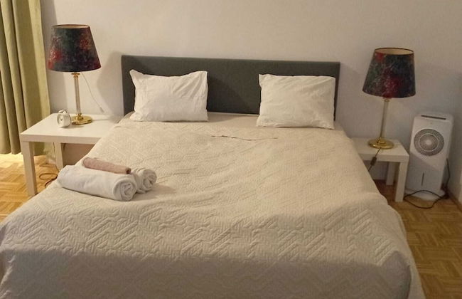 Beautiful Flat top Location - Foto 2