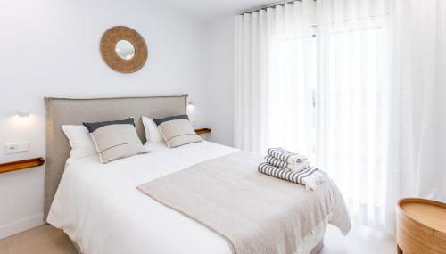 Apartments Cap de Planes Calella de Palafrugell - by EMERALD STAY - Foto 4, towels