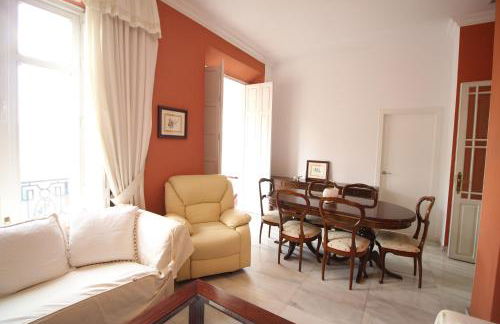Apartamento centro Málaga y Playa de la Malagueta - Photo 10