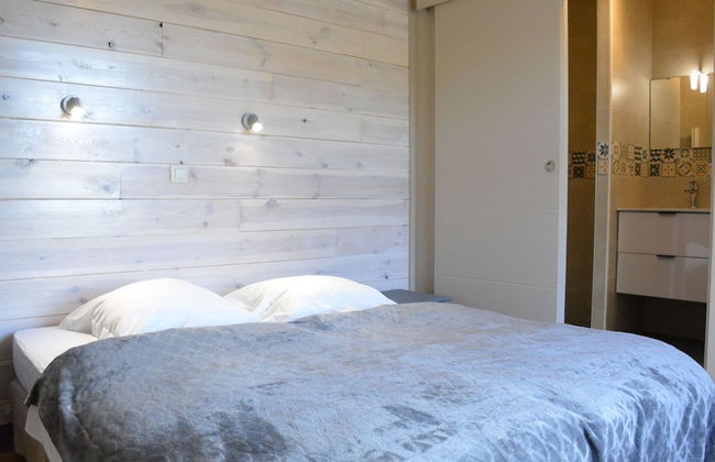 Group Villa With Sauna - Photo 8