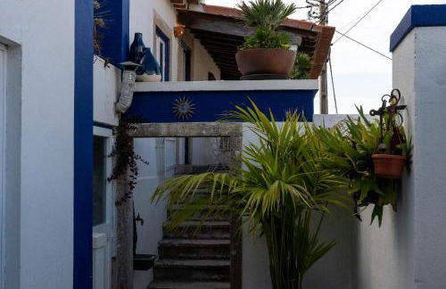 Charmingly Renovated Village House in Sintra, Penedo - Photo 62