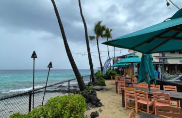 Direct oceanfront Magic Sands beach condo - Pool, AC, 2B2B, sleeps 6 - Foto 28