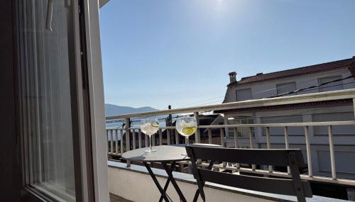 Casa VOL - piso 1 con balcón Ideal Camino Portugués - Foto 2