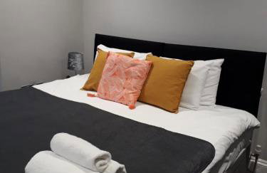 Boutique Maidstone Gem - Sleeps 2 - Foto 1