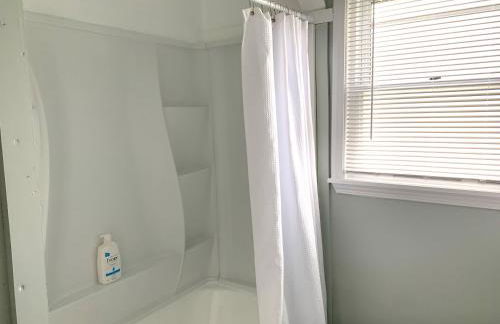 The Modern Stylish Gem Of Pontiac - 5 Min To GM - Foto 24