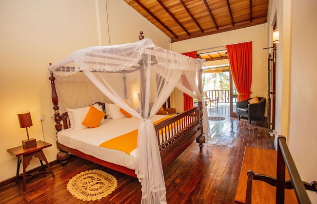 South Point Abbey Whole Villa 4 Bedroom (Sleeps 9) - Photo 13