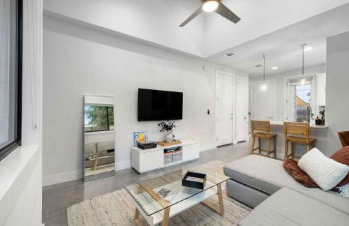 East Side Haven - Blocks from Local Food Legends - Foto 6