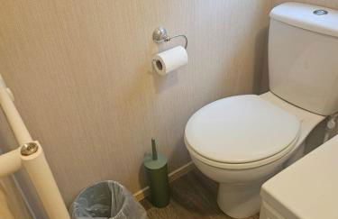 Fawn Lodge, Kelling Heath - Woodland Setting and Pets Welcome - Photo 45