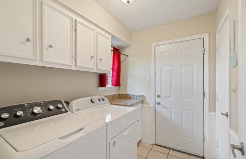 4bd Near Airport & Downtown - Volleyball - Games - Foto 14