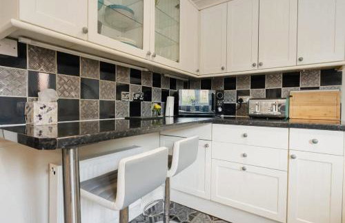 Great home by Chester Greenway EV Charger - Foto 18