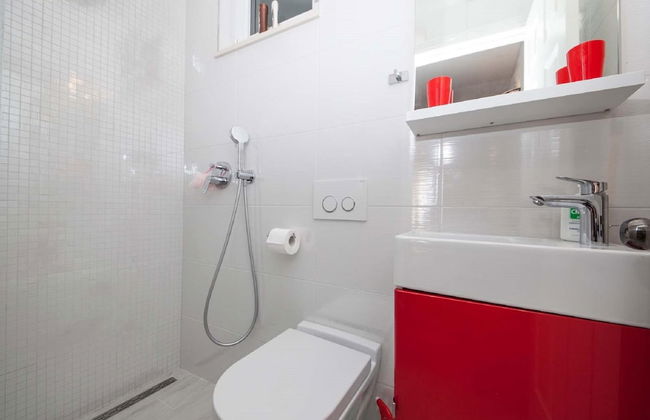 Stone House in Podgora With Sea Views - Photo 17