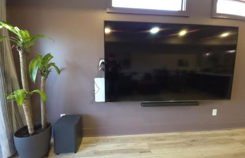 Walk to Bars and Restaurants in Fountain Square - Foto 28