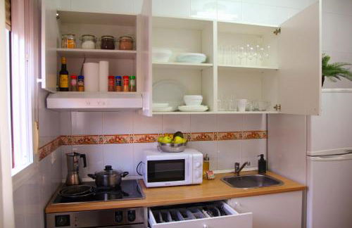 Villa Ahumor Apartamento entero 20 m Sevilla -6pax - Foto 9