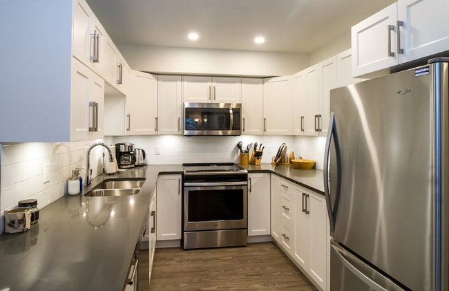 Magog Condo by Revelstoke Vacations - Photo 6
