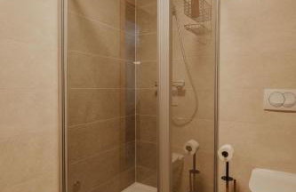 Apartman V u centru Kutine - Foto 20