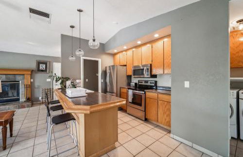 Lakeside Retreat with Private Boat Ramp home - Foto 11