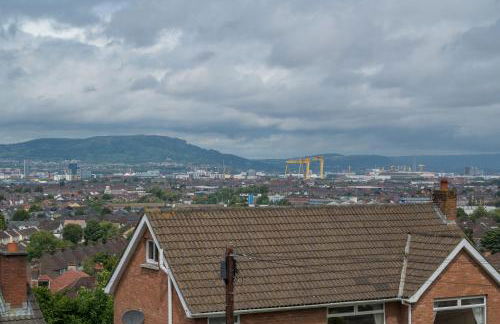 Stunning Home over Belfast City 11 minutes to Belfast City Centre - Foto 6