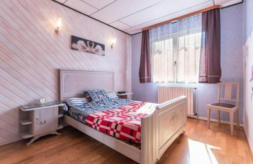 Maison chaleureuse à Champagney avec vue sur la montagne - Foto 11