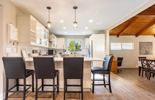 Spacious 4BR Retreat near Disneyland & Beaches - Foto 14