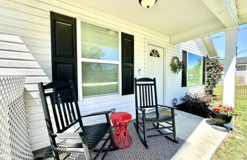 Doxie Cottage Close to WEC Springs and More - Foto 32