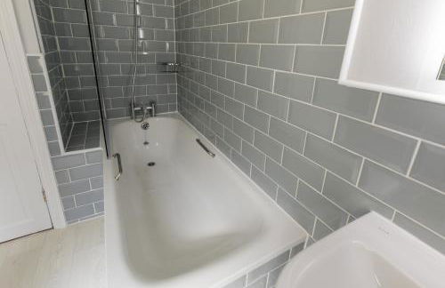 Pier View Apartment at Beach House - Photo 33