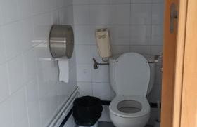 Tu casa flotante en Sevilla! Barco en alquiler en el Guadalquivir - Photo 24