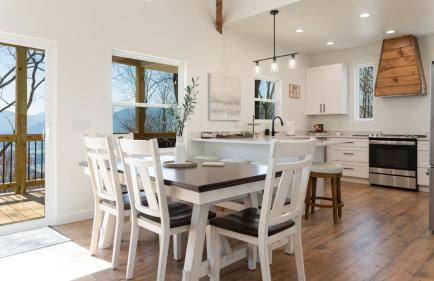 Modern Mountain House with Amazing Views and Hot Tub - Foto 28