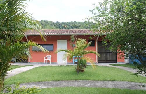 O Melhor Chalé da Praia do Guaiúba, com Churrasqueira e Piscina Gigante - Foto 12