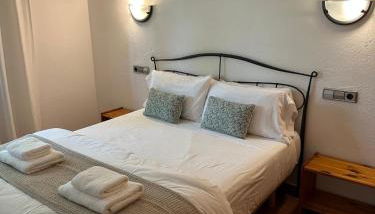 Villa Montserrat 1, Terrace & Pool - Foto 2