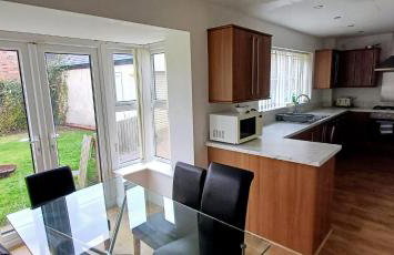 The Green House Durham Large Family & Contractor Stay Sleeps 12 with Ample Parking - Foto 18