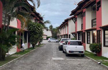 AP27 com 2 Suítes a Poucos Passos da Praia de Taperapuã - Foto 3