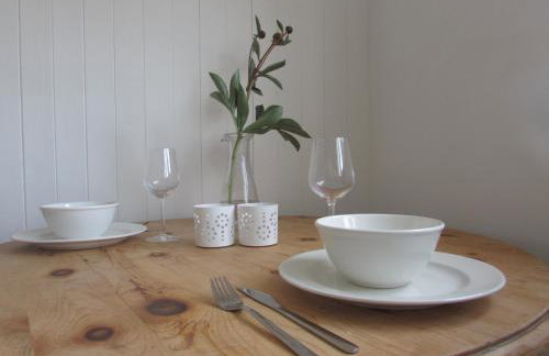 White Willows - Photo 1