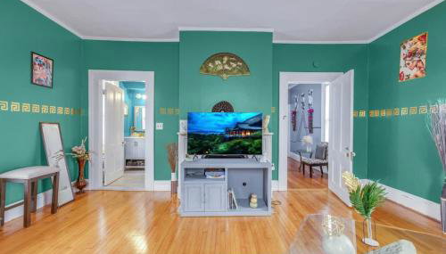 Enchanting 3BR Near Downtown Hartford Cozy & Modern with Parking - Foto 3