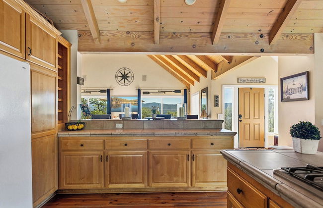 Bearfoot Lodge Near Hiking & Skiing! - Foto 16