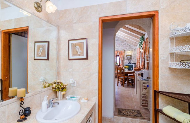 Holiday Home Kamenice - One Bedroom Holiday Home With Terrace - Foto 7