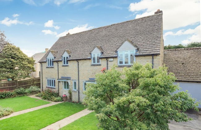 The Fosse Way Cottage - Breathtaking 5bdr Cottage With Parking Garden - Photo 35