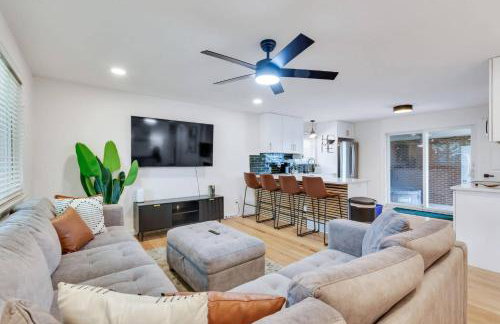 4BD Near DT | Hot Tub, Pingpong & Backyard Fun - Foto 14