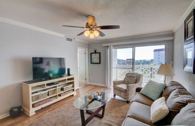 243 El Matador 2 Bedroom Condo by RedAwning - Photo 10