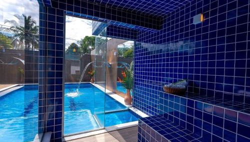 Casa de 6 suítes com Piscina e Sauna Privativa! - Foto 2