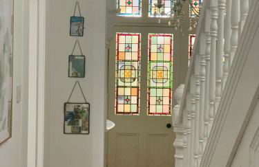 A unique and spacious river front property - Foto 10