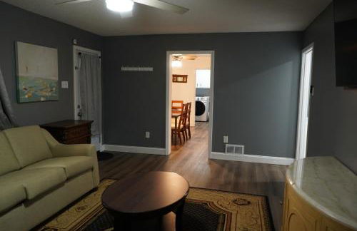 Stylish 4BR Prime Location Close to All! - Foto 45
