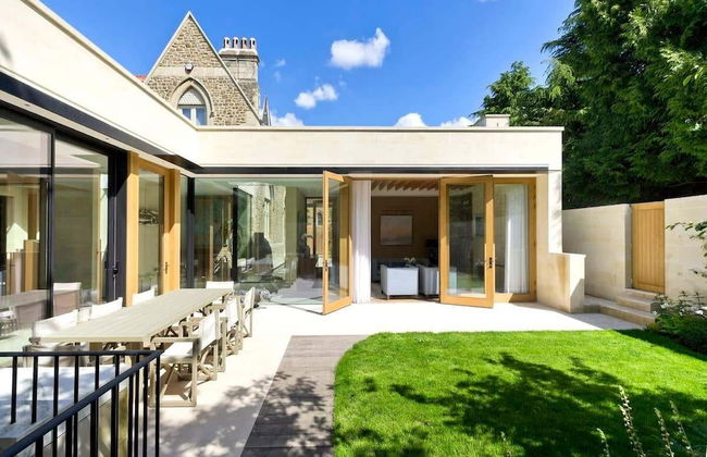 5 Bed House w/ Indoor Pool, Sauna & Private Garden - Fulham - Foto 57