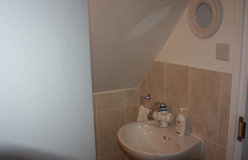 The Lodge - Photo 22