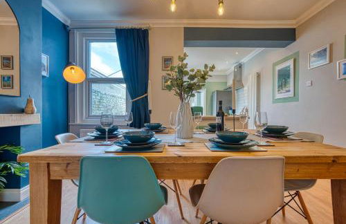 2-Bedroom Modern, Stunning & Stylish Contractor House, Sleeps 4, Prime Portsmouth Location with Free Parking Permit - by Blue Puffin Stays - Foto 17