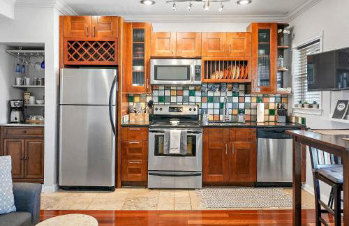 Sunshine-Shopping-Dining In the heart of Downtown - Foto 5