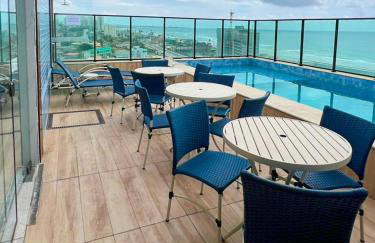 Studio a 150m da praia em Salvador Piscina com Vista do Mar - Foto 18